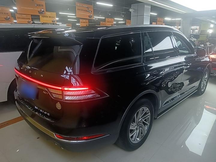 Aviator 2021 3.0T V6 AWD Exclusive photo 4