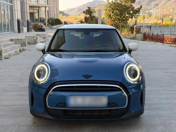 2022 1.5T COOPER photo 2