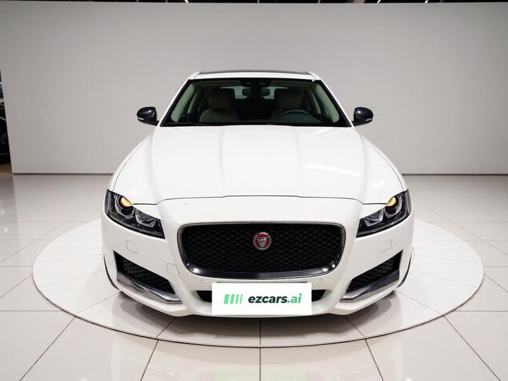 XF 2016 XF 3.0 SC RWD photo 2