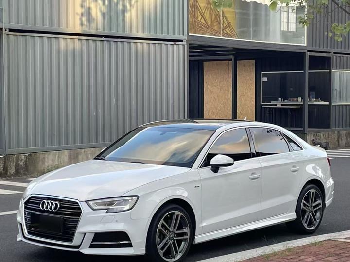 A3 2018 30 Anniversary Limousine 40 TFSI Sport