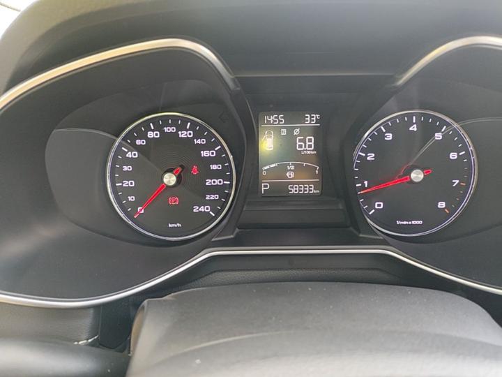 MG6 2017 20T AT Luxury Connected China V photo 7