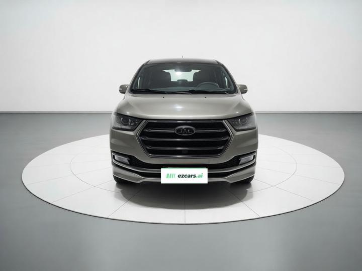 Refine M4 2016 2.0L MT Luxury photo 2