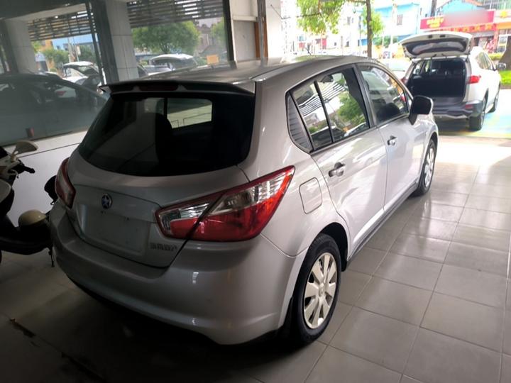 R50 2014 1.6L AT photo 4