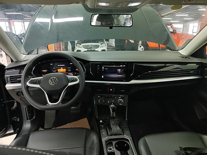 Passat 2025 280TSI Business photo 5