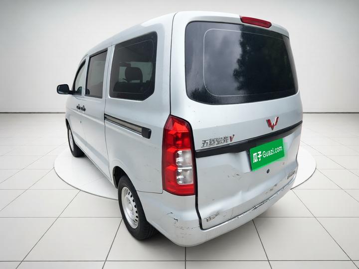 Wuling Hongguang V 2019 1.5L Base China VI LAR photo 4