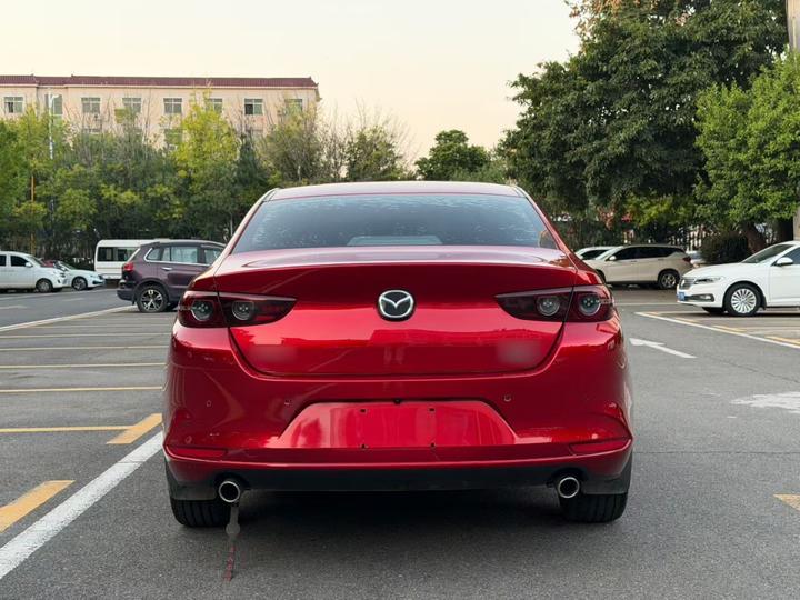 3 Axela 2020 2.0L AT photo 5