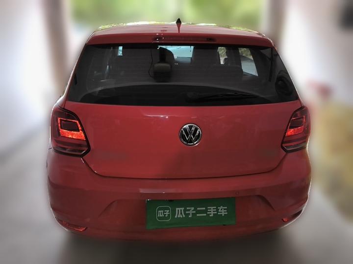 Polo 2016 1.6L AT Comfort photo 5