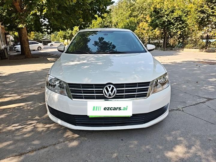 Lavida 2013 Facelift Classic 1.6L AT photo 2