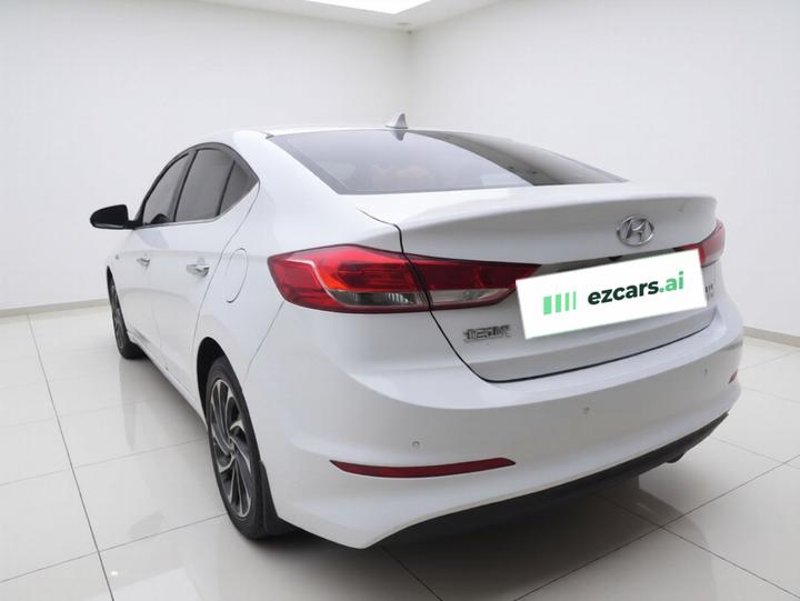 Elantra 2019 1.4T DCT photo 4