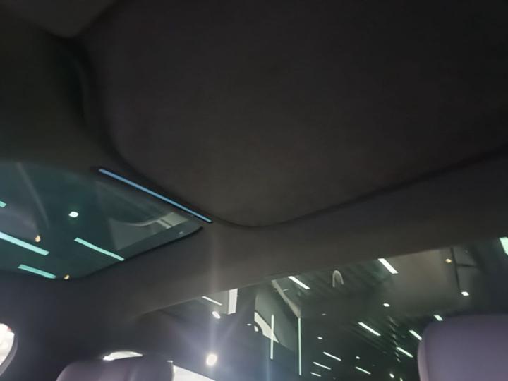 12 2025 Facelift Ultra EV AWD photo 7