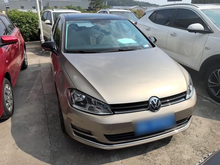 Golf 2017 230TSI AT Luxury Anniversary Edition photo 2