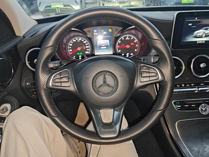 C-Class 2015 Facelift C 200 L Sport photo 3