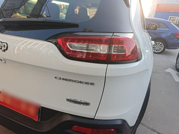 Cherokee 2016 2.4L Smart photo 7
