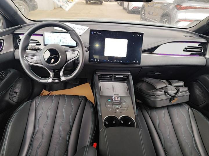 Seal 06 EV 2025 DM-i ADAS 120KM Flagship photo 2