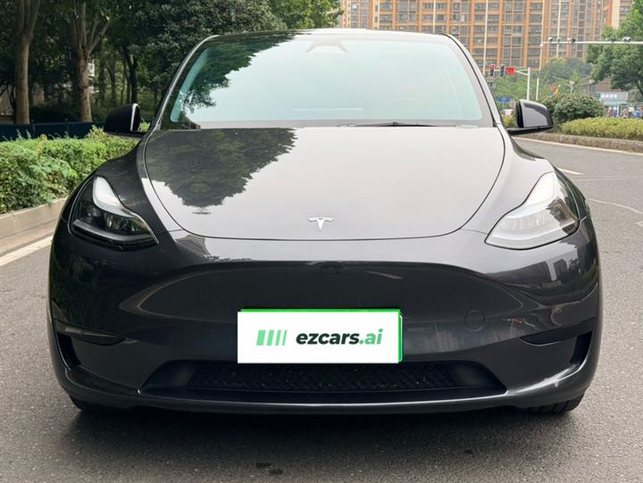 Model Y 2024 RWD photo 4