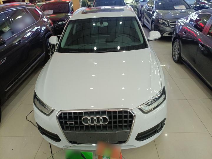 Q3 2015 35 TFSI quattro Tech photo 2