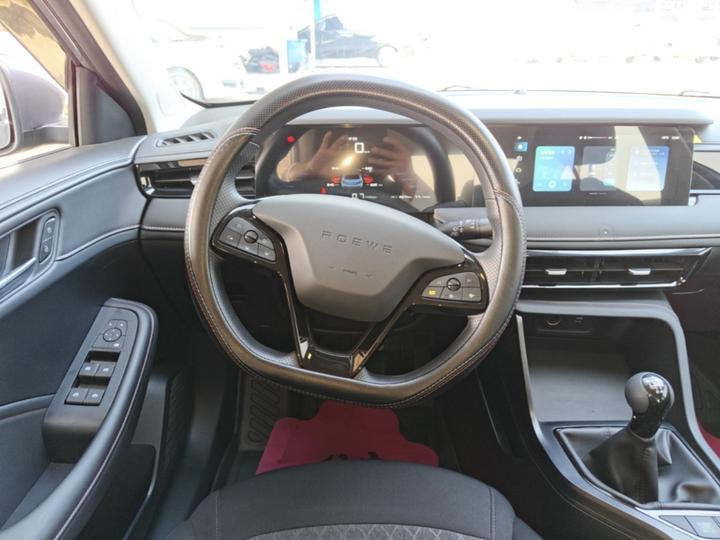 i5 2023 1.5L MT Comfort photo 6