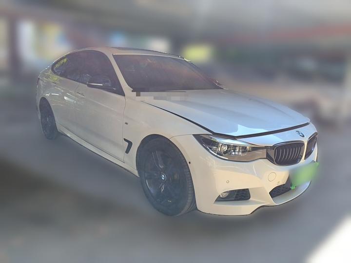 3 SeriesGT 2020 320i M Sport photo 3