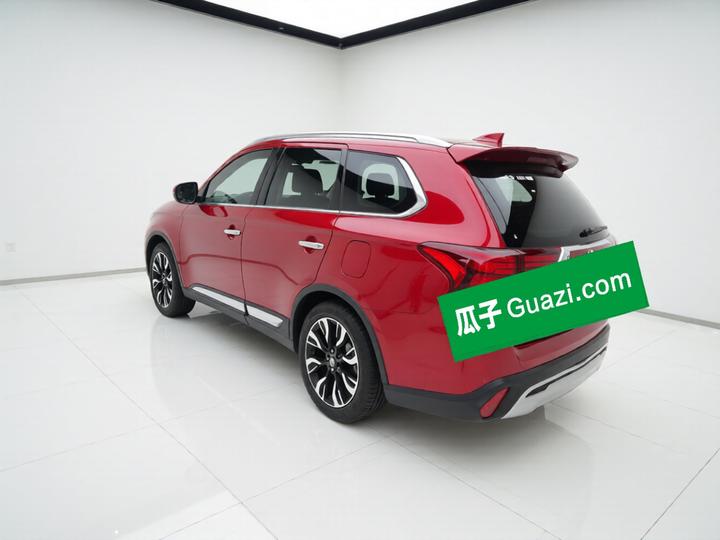 Outlander 2020 2.0L RWD Enjoy 5-Seater photo 4