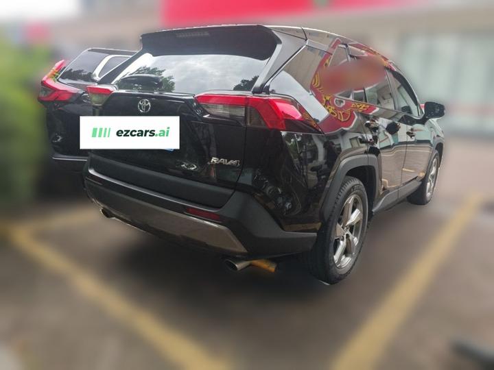 RAV4 2022 2.0L CVT RWD Plus photo 6