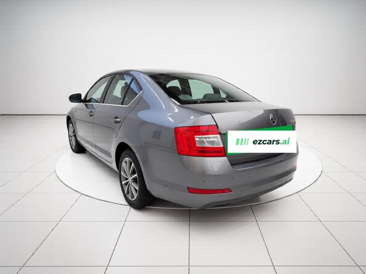 Octavia 2017 1.6L AT photo 4