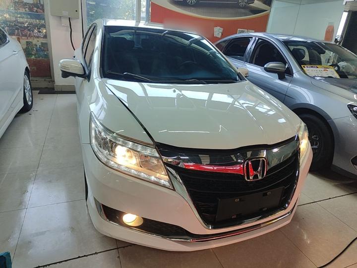 Crider 2016 1.8L CVT Leading photo 2