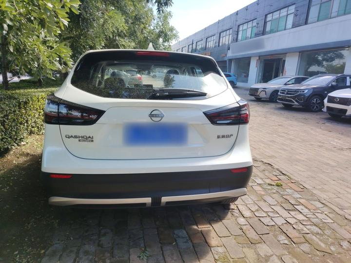 Qashqai 2025 2.0L CVT XV+ Leading photo 3