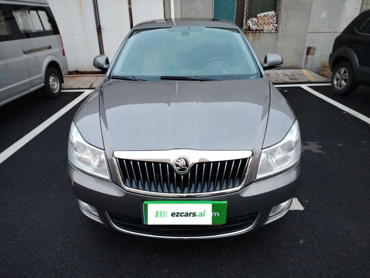 Octavia 2014 1.8TSI DSG photo 2