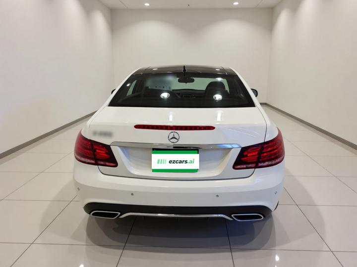 E-Class Imported E 200 Coupe photo 3