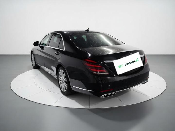 S-Class 2018 S 320 L photo 4