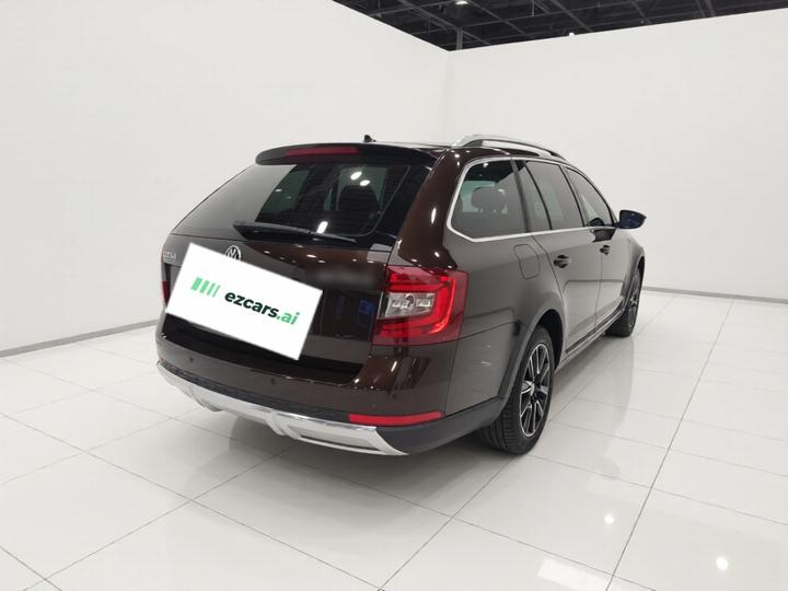 Octavia 2018 Wagon TSI230 DSG Luxury photo 4