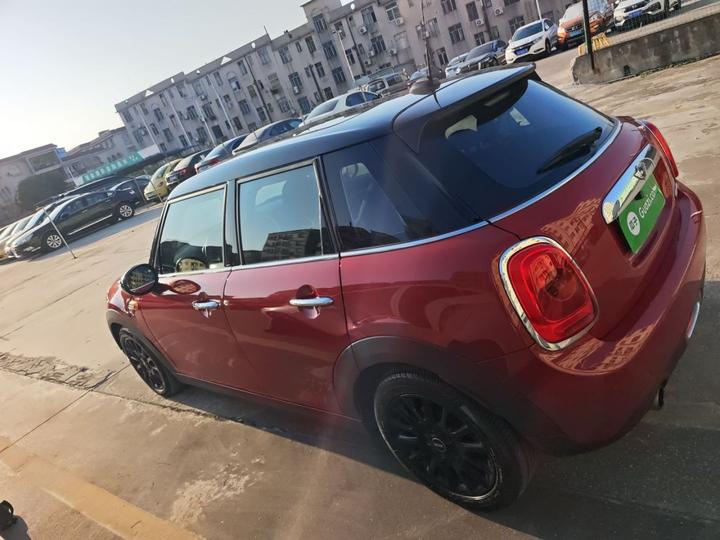 2015 1.5T COOPER Fun 5-Door photo 4