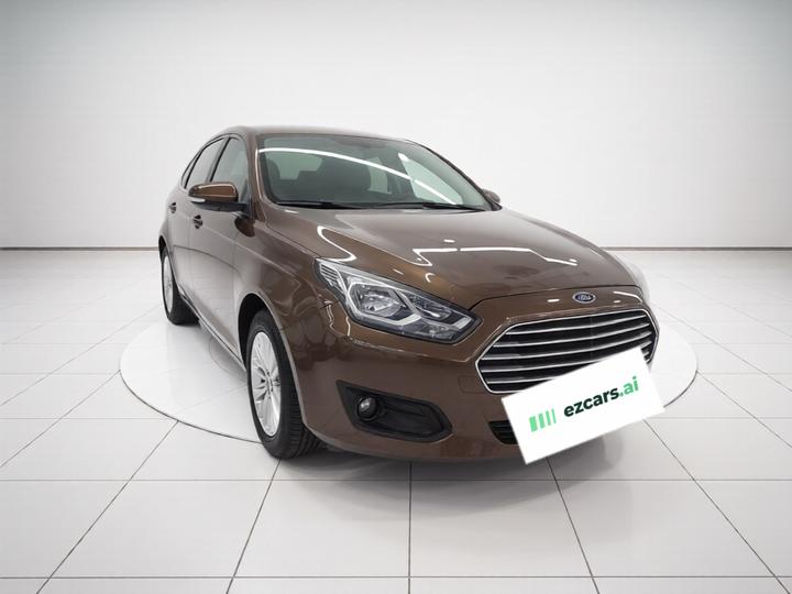 Escort 2015 1.5L AT Comfort photo 3