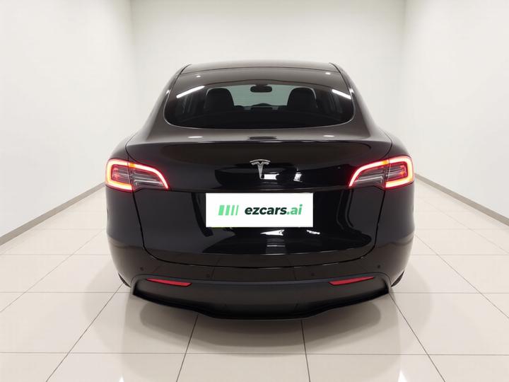Model Y 2022 RWD photo 5