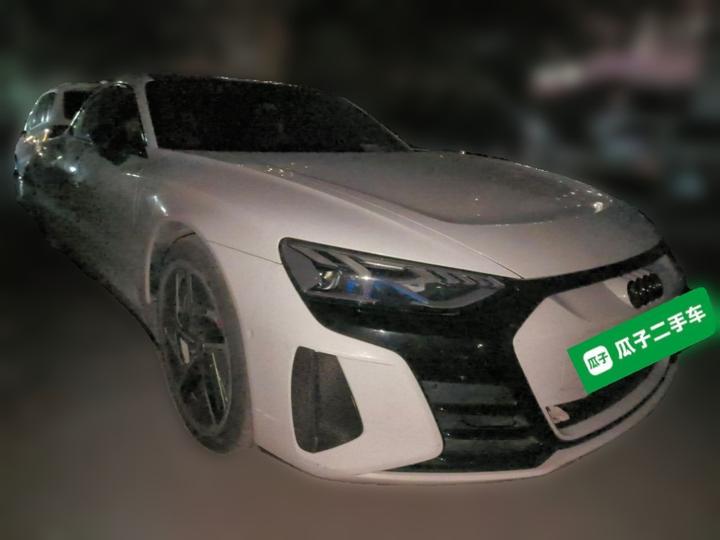 RS e-tron GT 2023 photo 3