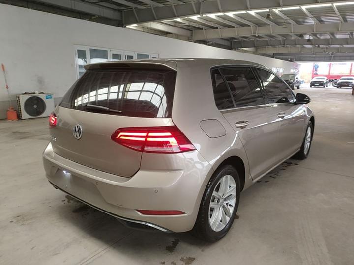 Golf 2018 230TSI AT Comfort photo 4