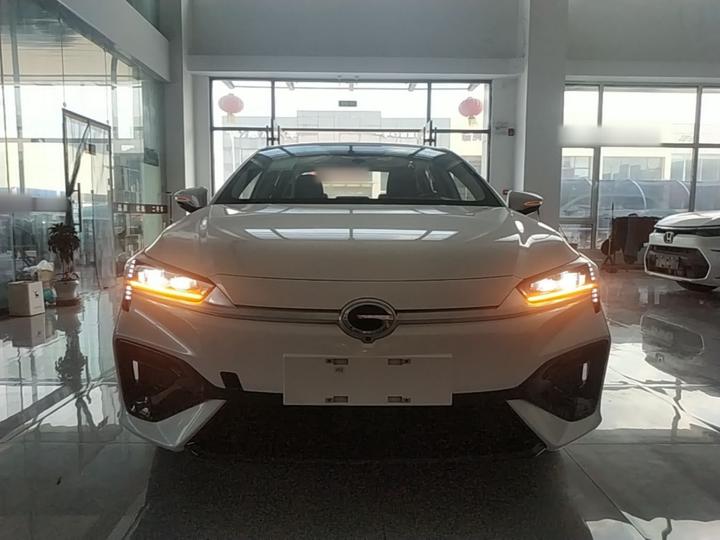 AION S 2023 580 LFP photo 2