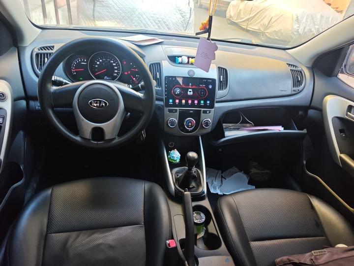 Forte 2014 1.6L MT GL photo 5