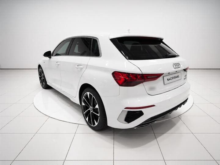 A3 2023 Facelift Sportback 35 TFSI Fashion Sport photo 4