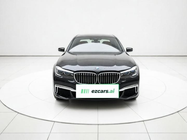 7 Series 2018 730Li Leading M Sport Package photo 2