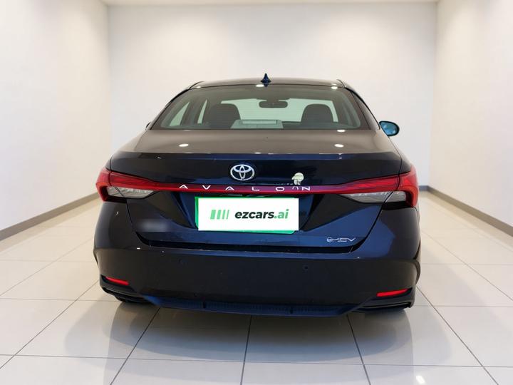 Avalon 2024 Hybrid 2.0L Luxury photo 3