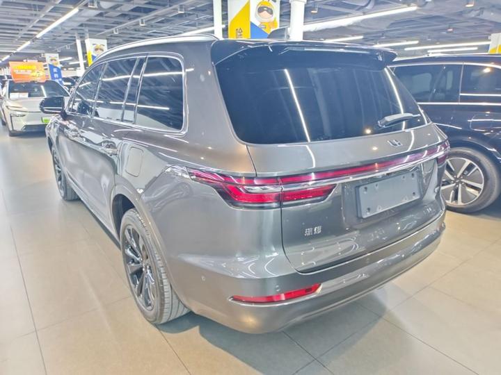 Li Auto ONE 2021 EREV 6-Seater photo 4