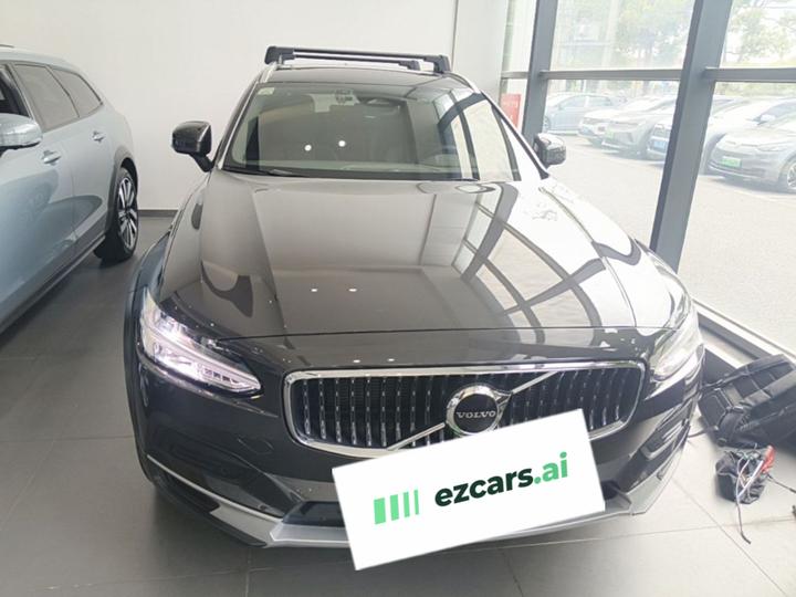 V90 2024 Cross Country B5 AWD photo 2
