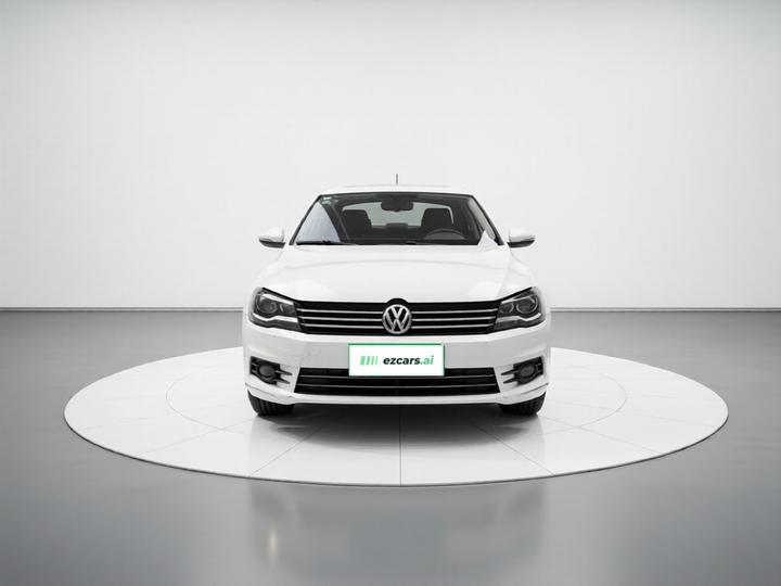 Bora 2014 1.6L MT Comfort photo 2