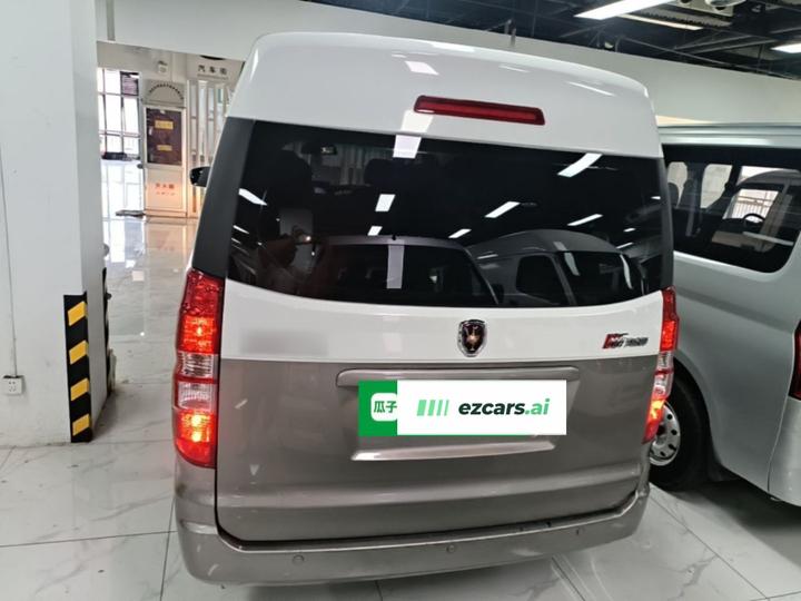 Jinbei Hiace X30L 2024 Bus 5/6/7-Seater photo 5