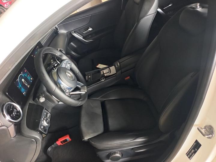 A-Class 2020 A 180 L Sport photo 6