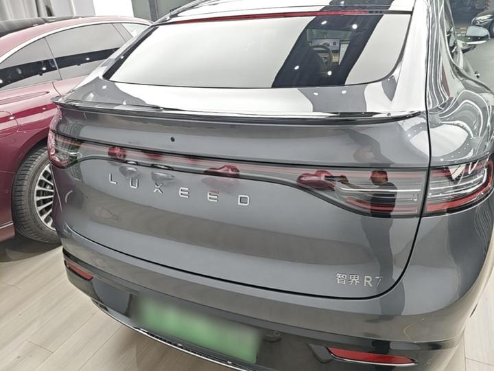 HIMA Luxeed R7 2025 EREV 331km Ultra photo 3