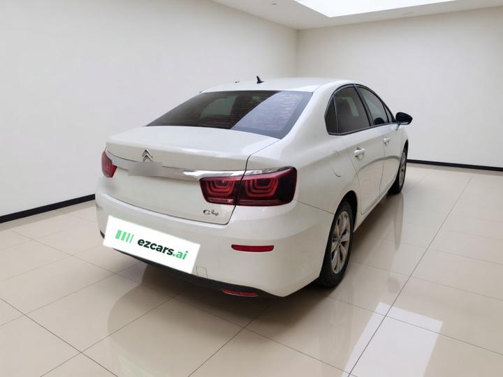 C4 2018 1.6L MT Comfort photo 4