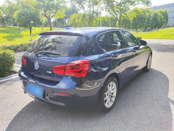 1 Series Imported 2018 118i Leading photo 4