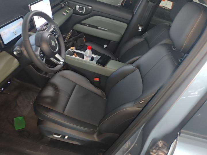 Plus 2026 301km Flagship photo 6